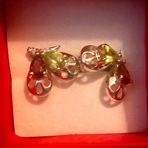 Sterling silver perdiot and garnet butterfly earings
